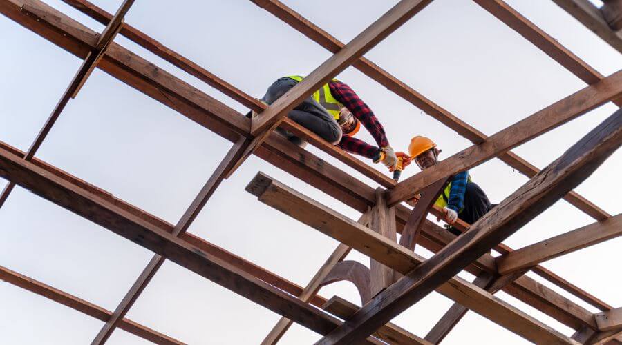 Expert Emergency Roof Repairs services in Bay City, TX